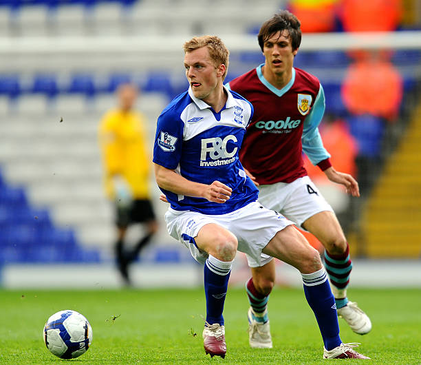 而米兰也希 而米兰也希