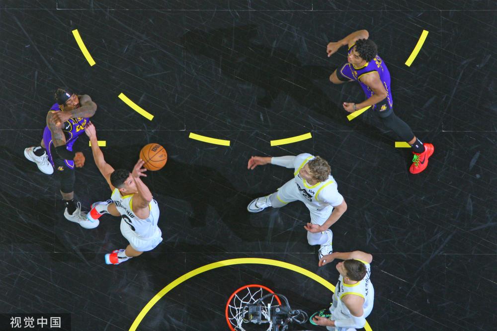 罗马诺：法兰克福和巴塞尔都想要国米后卫帕拉西奥斯.