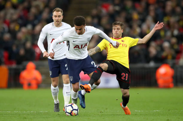 穆夏拉这伤太重了，但愿只是美国转播镜头出问题了。.