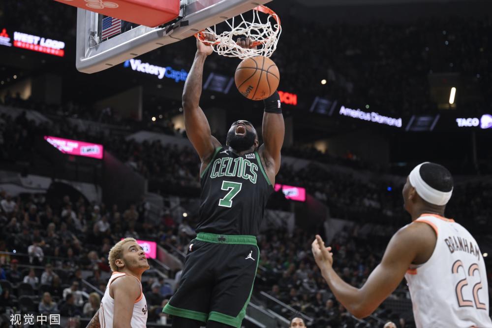 世体：弗里克将与特狮会面，传达球员在队内没有位置的信息.